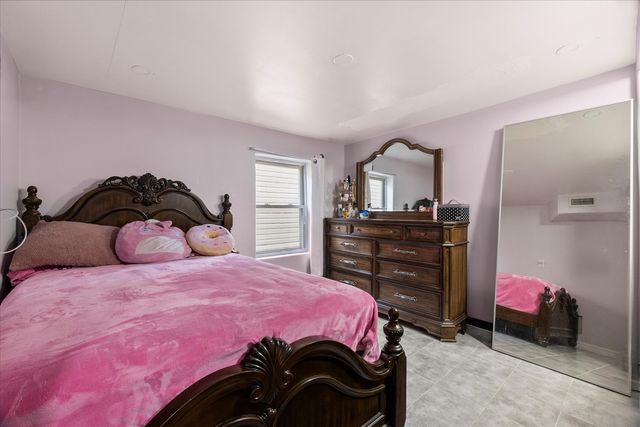 3711 W 56th Place, Chicago, IL 60629