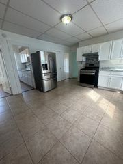 100 Aiken Ave 2, Lowell, MA 01850