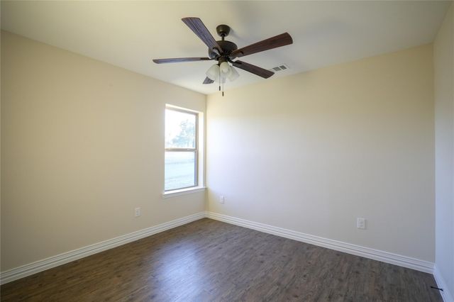 901 N Barrett Avenue, Denison, TX 75020