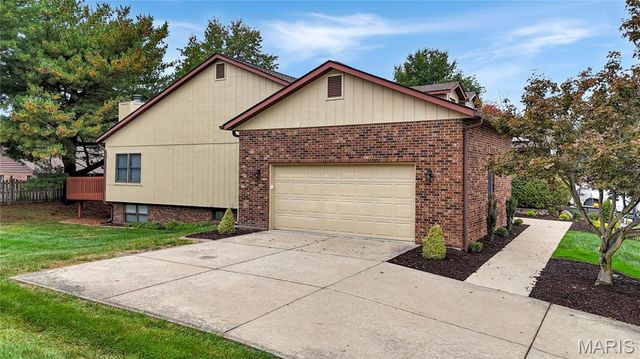 1217 Trailwood Court, O'fallon, IL 62269