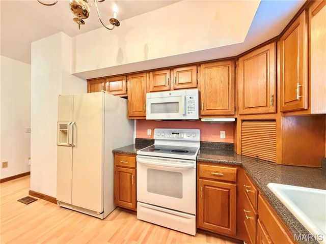 1217 Trailwood Court, O'fallon, IL 62269
