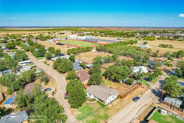 1502 Sunset Street, Merkel, TX 79536