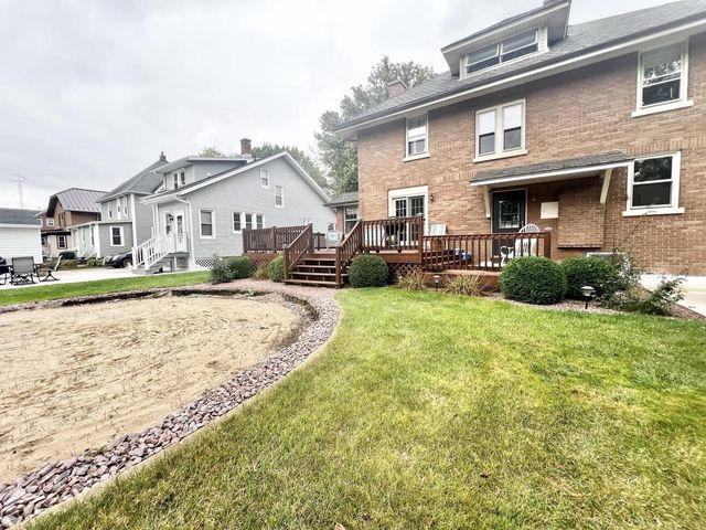 322 W 3rd Street, Beaver Dam, WI 53916