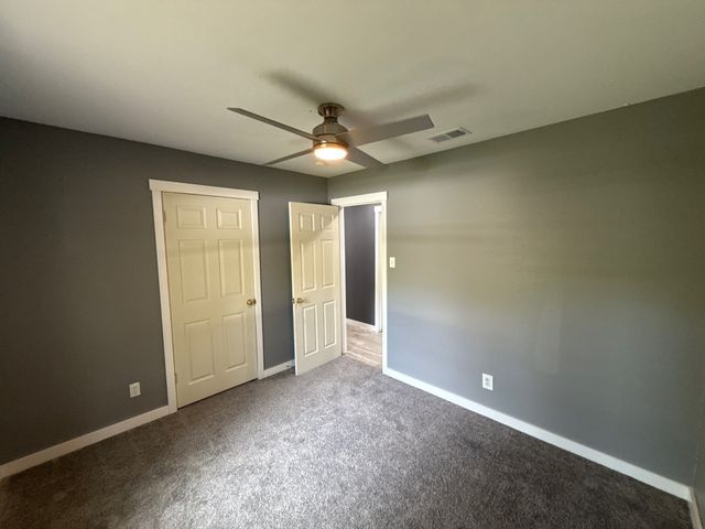137 W 6th Street, Krum, TX 76249