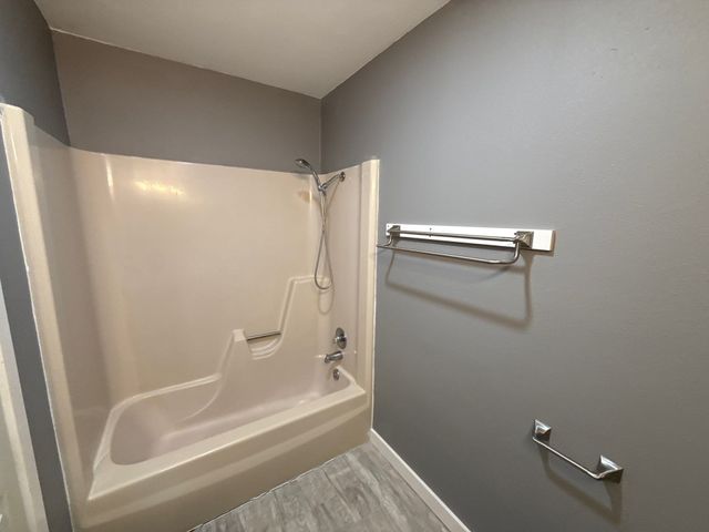 137 W 6th Street, Krum, TX 76249