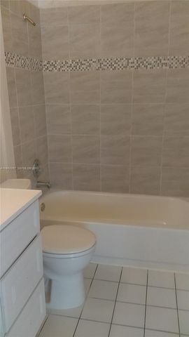 8576 Sunset Drive 1, Palm Beach Gardens, FL 33410