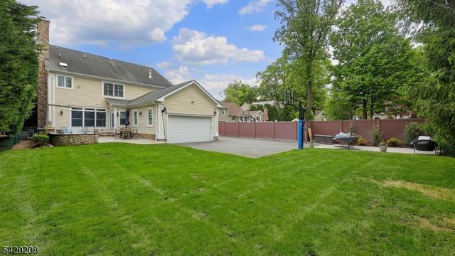 734 Woodland Ave, Westfield Town, NJ 07090