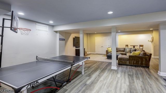 734 Woodland Ave, Westfield Town, NJ 07090
