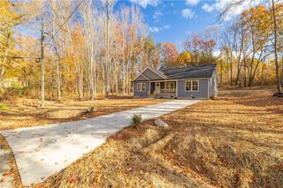 216 Knollwood Drive, Eden, NC 27288