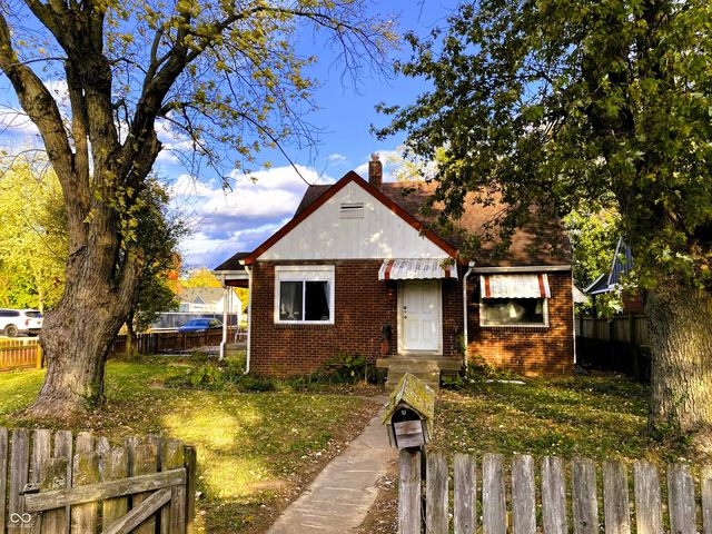 1945 N Goodlet Avenue, Indianapolis, IN 46222