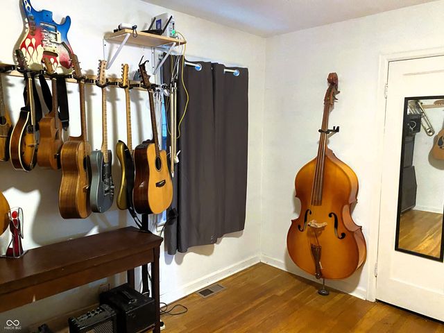 1945 N Goodlet Avenue, Indianapolis, IN 46222