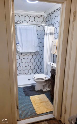 1945 N Goodlet Avenue, Indianapolis, IN 46222