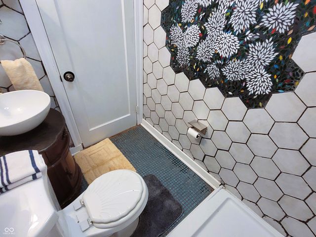 1945 N Goodlet Avenue, Indianapolis, IN 46222