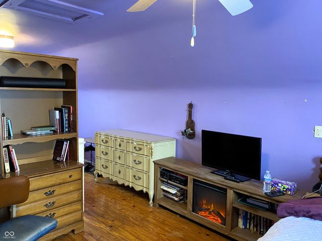 1945 N Goodlet Avenue, Indianapolis, IN 46222