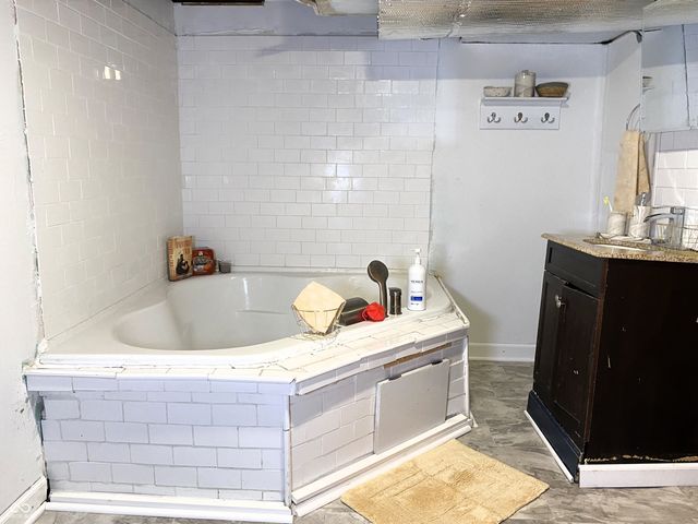 1945 N Goodlet Avenue, Indianapolis, IN 46222