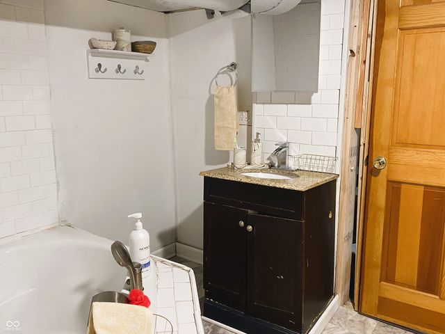 1945 N Goodlet Avenue, Indianapolis, IN 46222