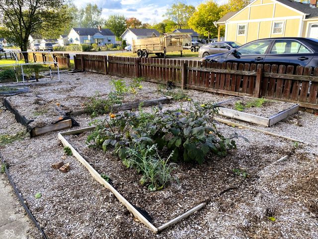 1945 N Goodlet Avenue, Indianapolis, IN 46222