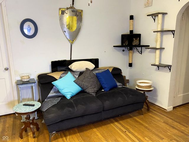 1945 N Goodlet Avenue, Indianapolis, IN 46222