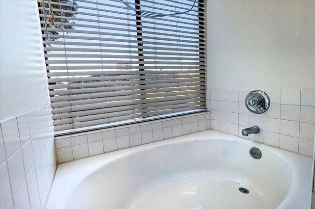 133 Union Avenue F, Campbell, CA 95008