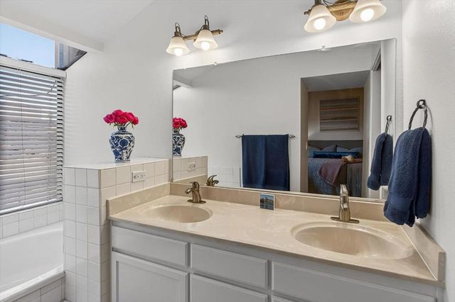 133 Union Avenue F, Campbell, CA 95008