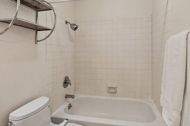 133 Union Avenue F, Campbell, CA 95008