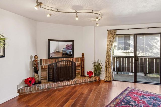 133 Union Avenue F, Campbell, CA 95008