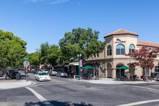 133 Union Avenue F, Campbell, CA 95008