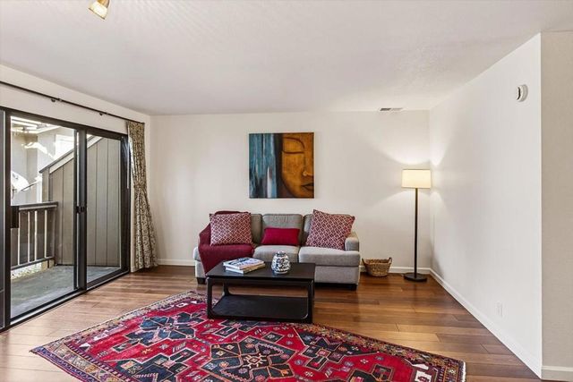 133 Union Avenue F, Campbell, CA 95008