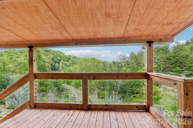 137 Red Maple Lane, Burnsville, NC 28714