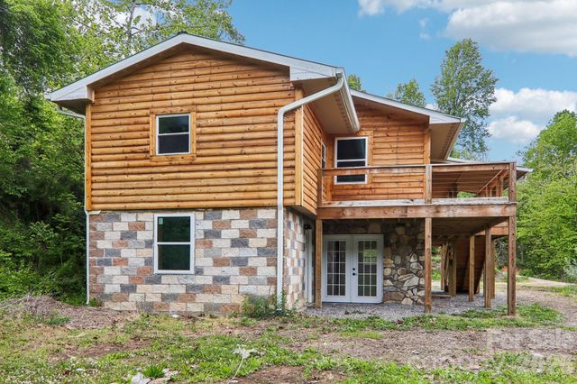 137 Red Maple Lane, Burnsville, NC 28714