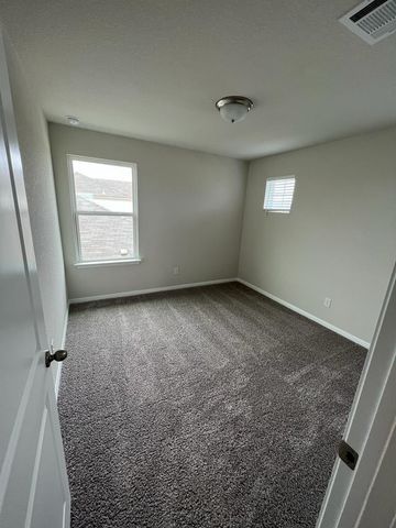 403 Osier Pass WAY, Hutto, TX 78634