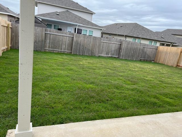 403 Osier Pass WAY, Hutto, TX 78634