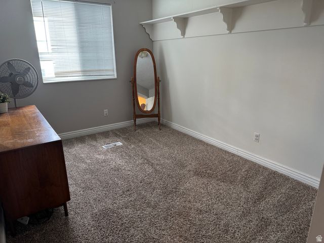 4244 WESTLAKE DR, Roy, UT 84067