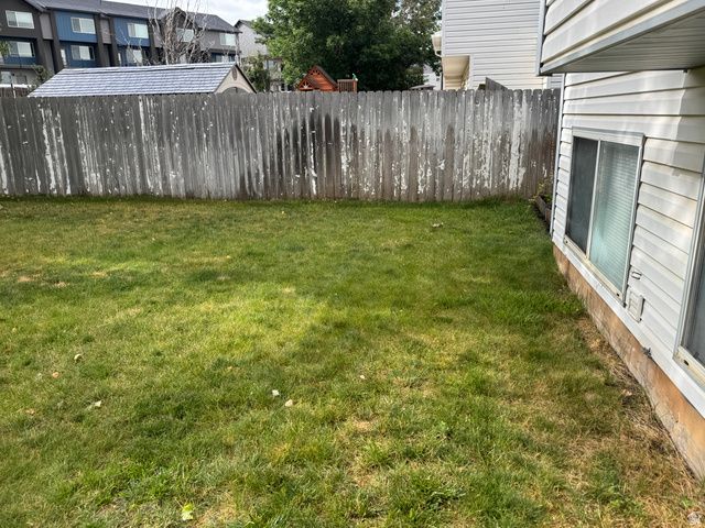 4244 WESTLAKE DR, Roy, UT 84067