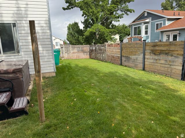 4244 WESTLAKE DR, Roy, UT 84067