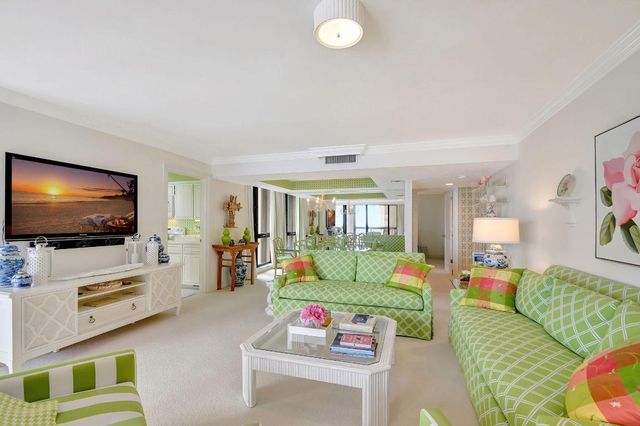 5380 N Ocean Drive 7c, Singer Island, FL 33404