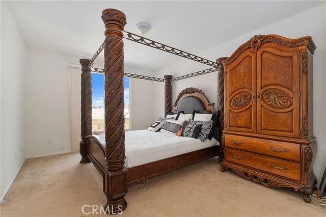 10726 Thorndale, Adelanto, CA 92301