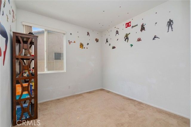 10726 Thorndale, Adelanto, CA 92301