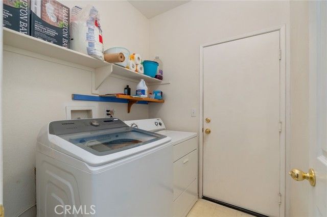 10726 Thorndale, Adelanto, CA 92301