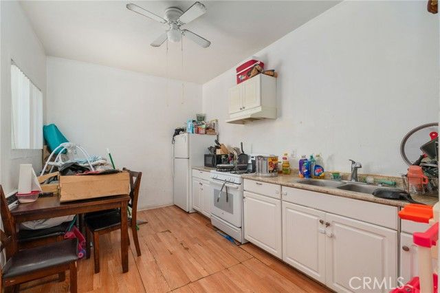 10726 Thorndale, Adelanto, CA 92301