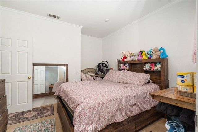 10726 Thorndale, Adelanto, CA 92301