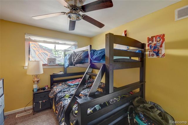 29841 Everett Street, Southfield, MI 48076