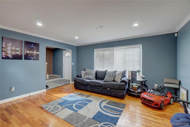 29841 Everett Street, Southfield, MI 48076