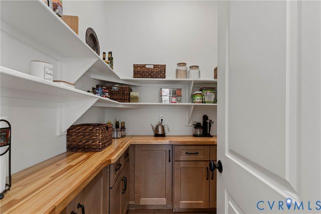 5012 Lake Summer Loop, Moseley, VA 23120