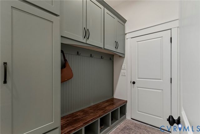 5012 Lake Summer Loop, Moseley, VA 23120
