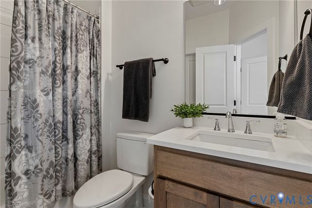 5012 Lake Summer Loop, Moseley, VA 23120