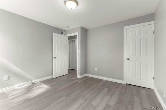 34113 Caspian Court, Westland, MI 48186