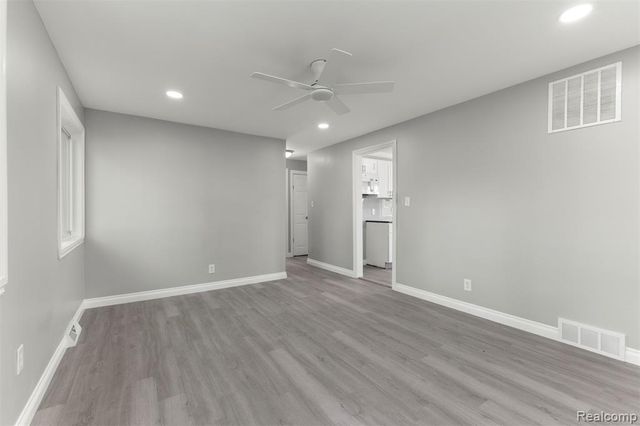 34113 Caspian Court, Westland, MI 48186