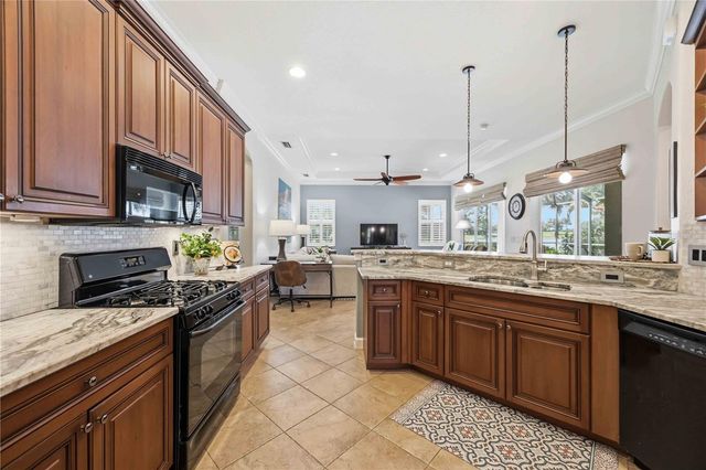 154 RIMINI WAY, North Venice, FL 34275