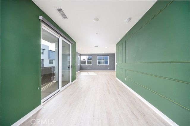 967 N Divino Privado 13, Ontario, CA 91764